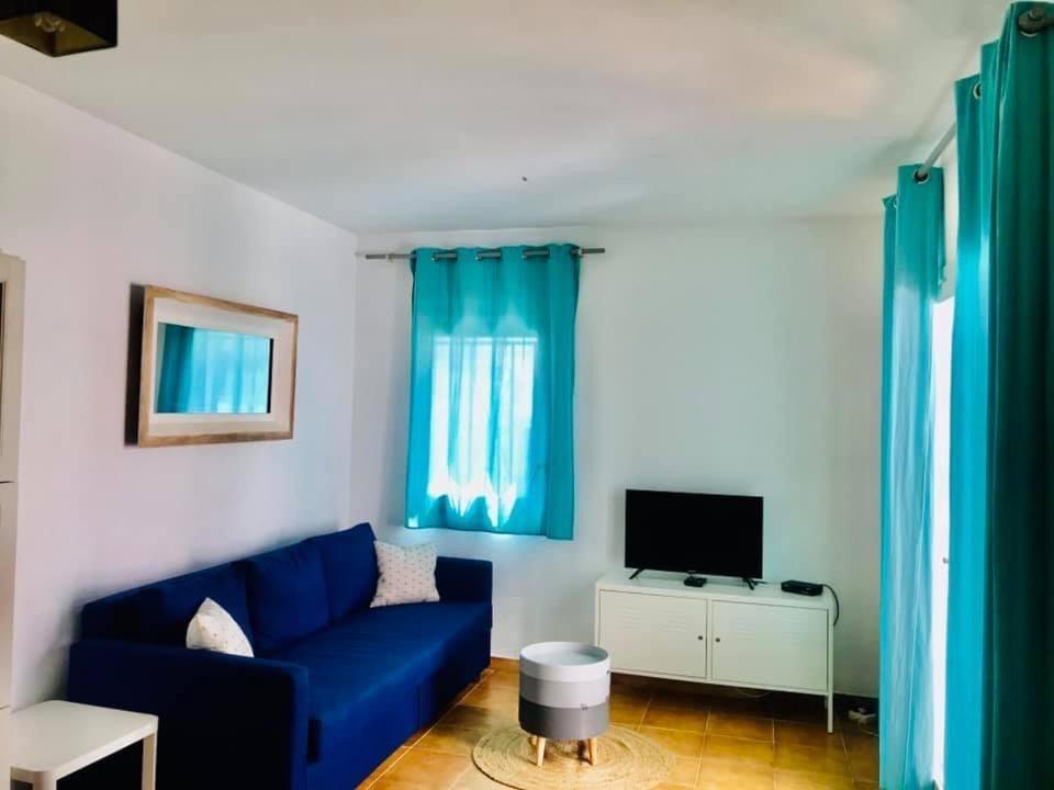 Charmante maisonnette avec piscine communautaire, idéale vacances familiales Roses Extérieur photo